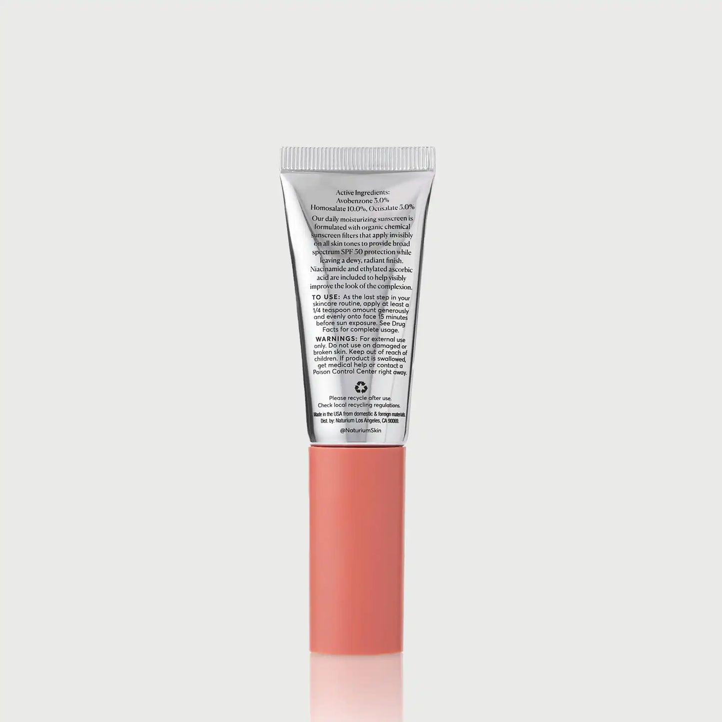 dew-glow-moisturizer-spf-50-travel-size-t9 NATR-10157_Dew-Glow-Moisturizer-SPF-50-Mini_back_capon_bonebkgd_d7cb9bbb-e294-42e2-8d5a-28c73c09b5b5.webp