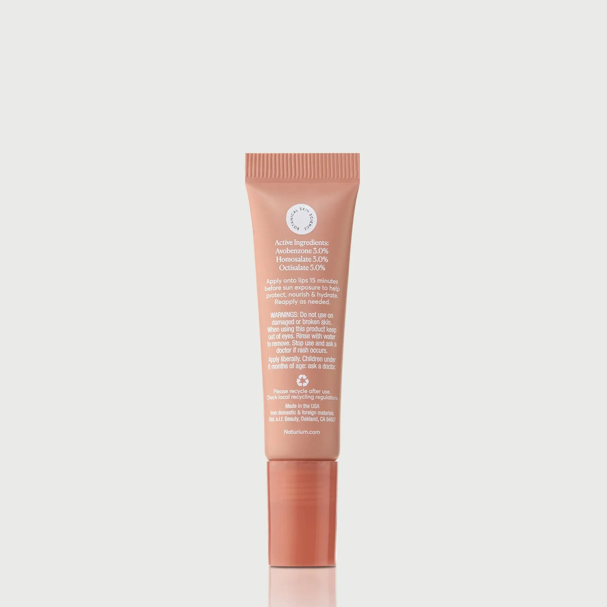 phyto-glow-lip-balm-spf-45-getaway-a1 NATR-10126_PhytoGlow_SPF_Getaway_primary_capon_back_bonebkgd_1.webp