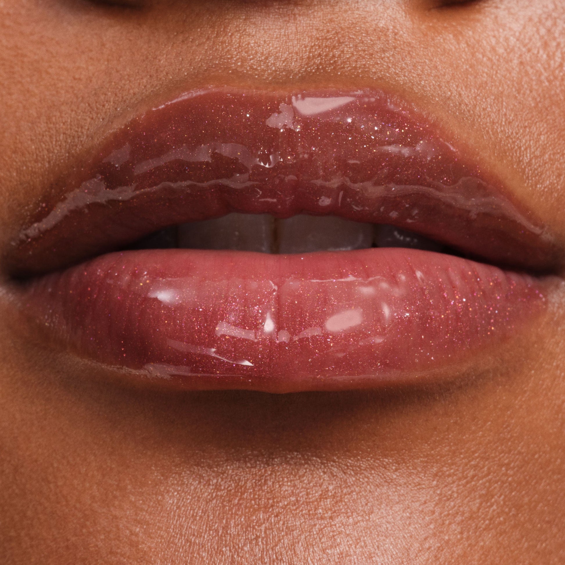 phyto-glow-lip-balm-shimmer-galaxy-o1 NATR-10137-Phyto-Glow-Lip-Hover-Galaxy.jpg